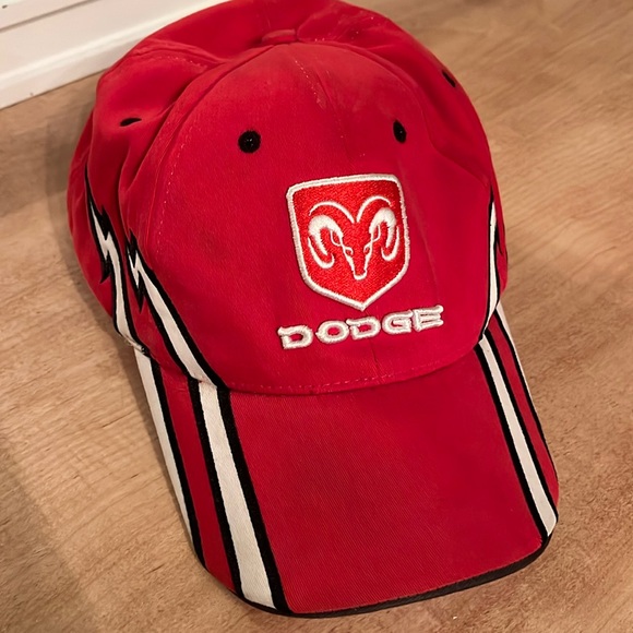 ⚠️Dodge Ram cap - Picture 1 of 4